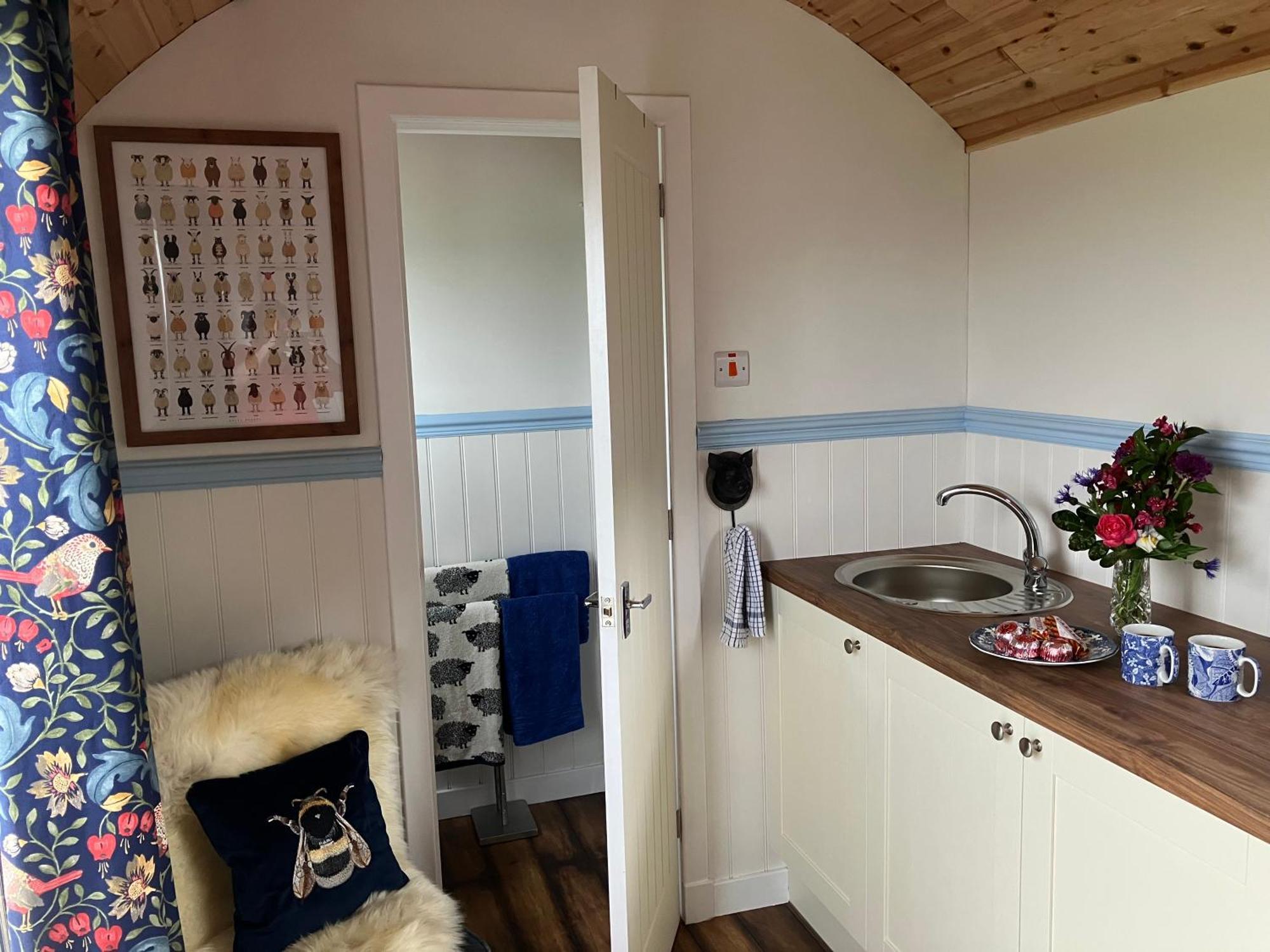 Wee Shepherds Hut Maybole Экстерьер фото